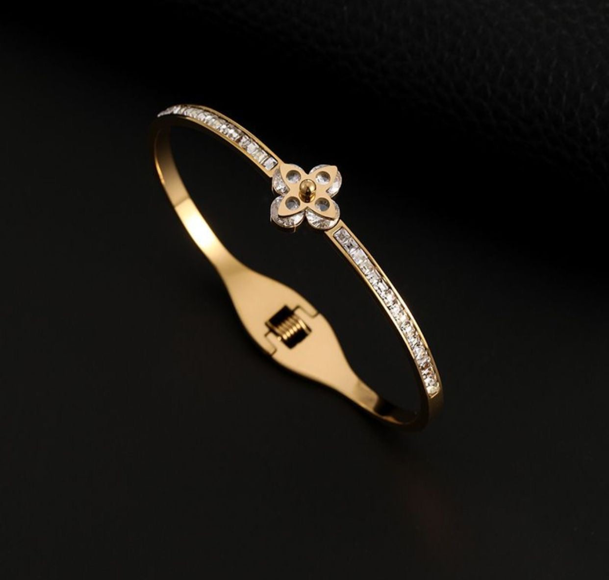 Stainless steel floral bracelet