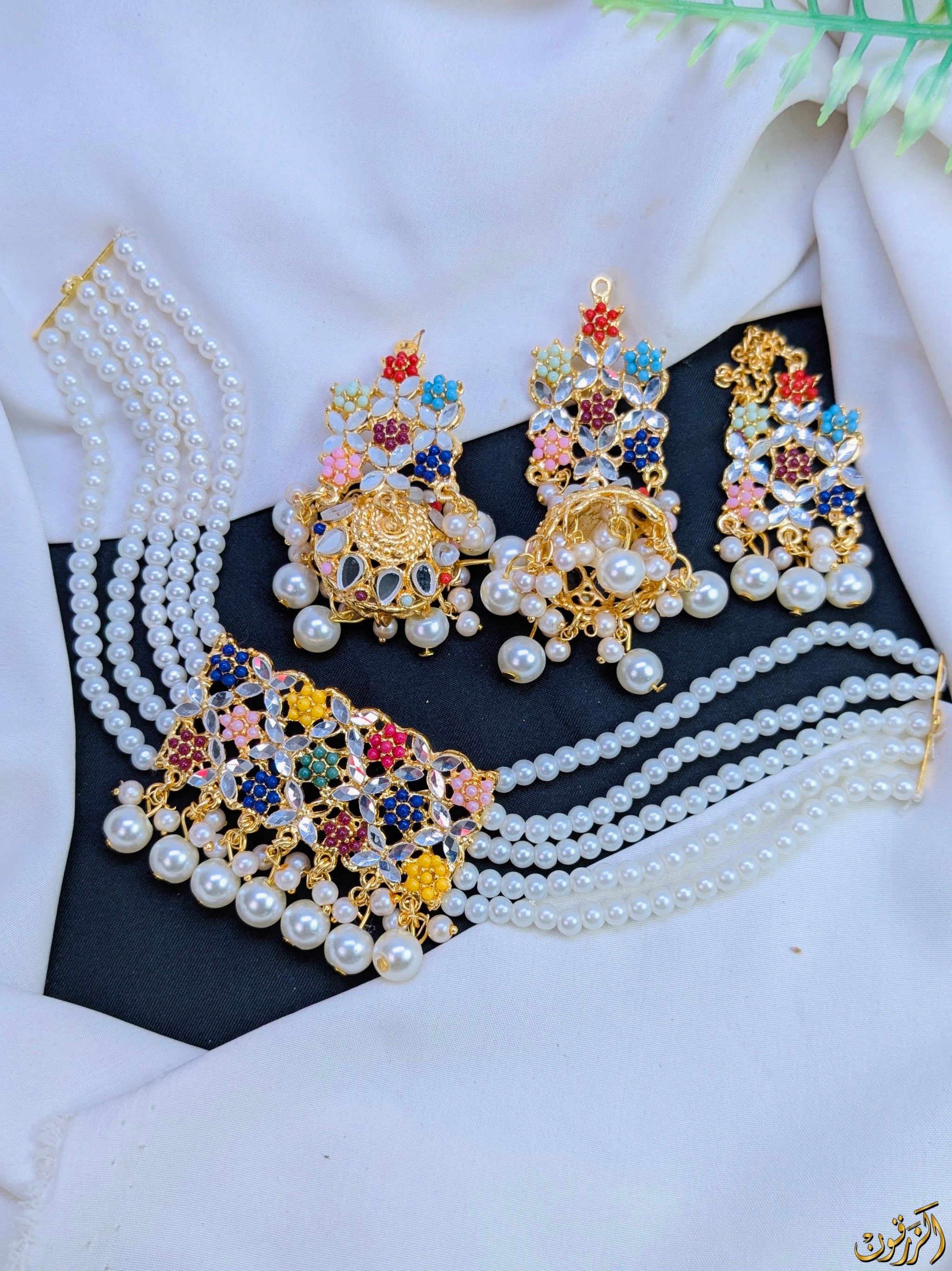 White Beaded Floral Choker Set